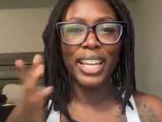 yoursecret1425 webcam model stream image
