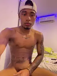 Ydiaz09 webcam stripchat model stream image