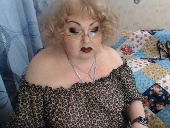 livingnextdoor webcam model stream image
