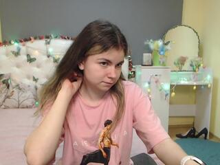 Tina Ryder webcam flirt4free model stream image