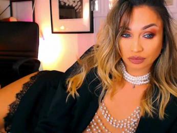 Alexandrawoow webcam model stream image