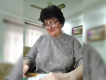 IsXLoves webcam model stream image