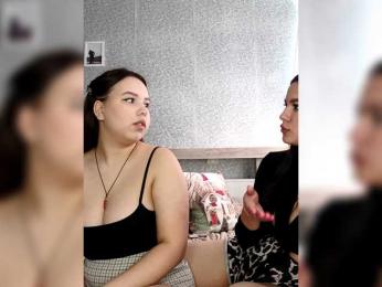 Alica-and-Angelina webcam model stream image