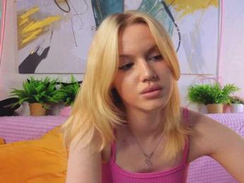 Sonyavibe webcam bongacams model stream image