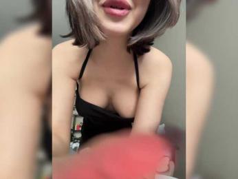 Honey_buns webcam bongacams model stream image