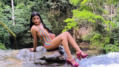 karol_velvet webcam model stream image