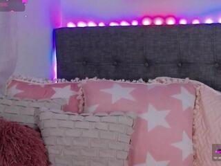 Antonella Lee webcam model stream image