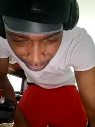 bigboytoy912 webcam model stream image