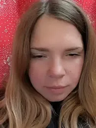Zuli_Kiska webcam model stream image