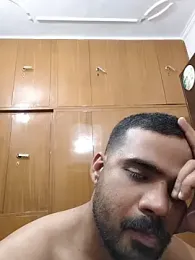 Yourguys21 webcam model stream image