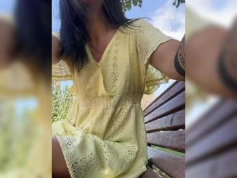 TRULIULIUSHA webcam bongacams model stream image