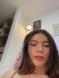 Your_Honeey webcam model stream image