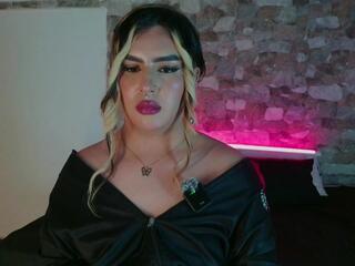 Aria Fernandez webcam flirt4free model stream image