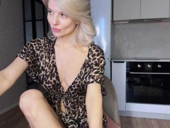 -Molly- webcam bongacams model stream image