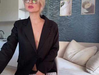 -Molly- webcam bongacams model stream image