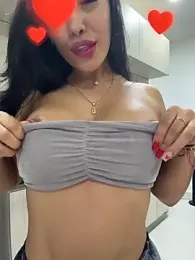 emma_andrew1 webcam model stream image