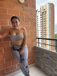 emma_andrew1 webcam model stream image