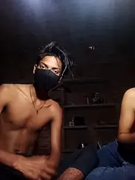 COUPLE-HOTS webcam model stream image