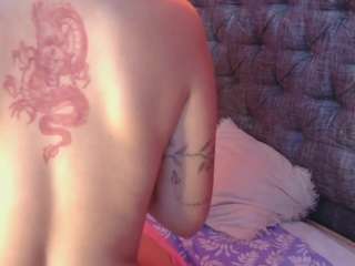 luna-summer webcam model stream image