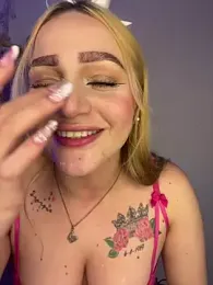 Sara_Sophia420 webcam model stream image