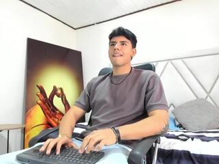 Tobias Vega webcam flirt4free model stream image