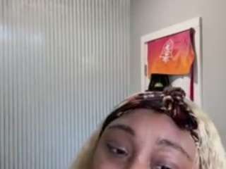 laylared webcam camsoda model stream image