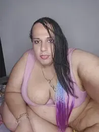 Strongshemail webcam model stream image