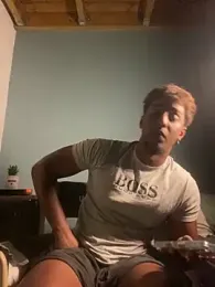 Axel_black10 webcam stripchat model stream image