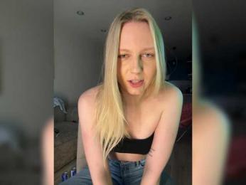 HotWillow webcam bongacams model stream image