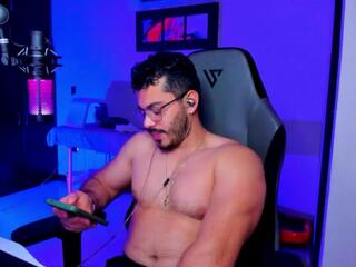 Bruno Oconer webcam flirt4free model stream image