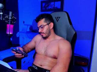 Bruno Oconer webcam model stream image