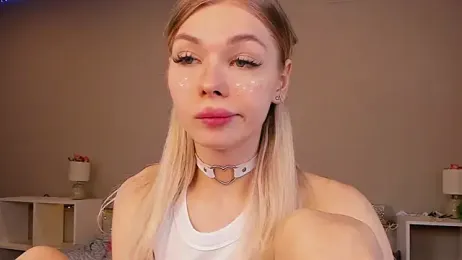 Blondy_Fina webcam stripchat model stream image