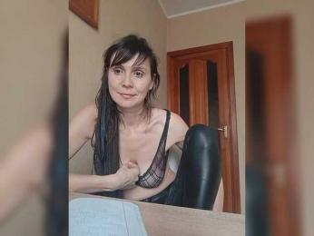 Hellenalonenochka webcam model stream image