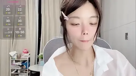 Puting_q webcam stripchat model stream image