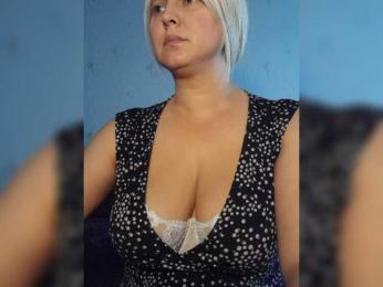 IEvaLov webcam model stream image