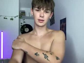 yoursweetyguy webcam model stream image