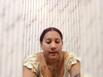 AprilJune webcam bongacams model stream image