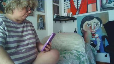 MCWild2 webcam cam4 model stream image