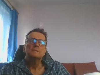 ulmeni4 webcam chaturbate model stream image