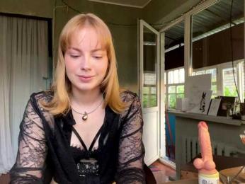 Oxana-3 webcam model stream image