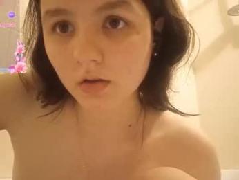 lynnettegustason webcam model stream image