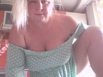 MiraRobens1 webcam bongacams model stream image