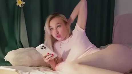 cuteleraay webcam model stream image