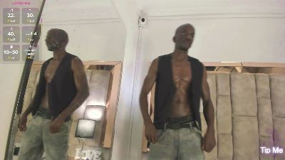 Titan_Moreno webcam model stream image