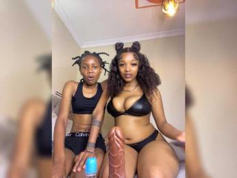 Yourdolls webcam model stream image