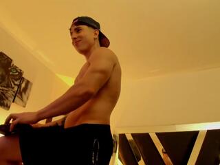 Teo Cooper webcam model stream image