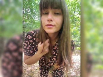Cherrybabyyy webcam bongacams model stream image