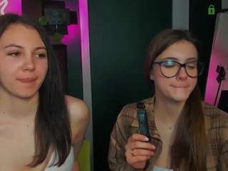 mira-vibe webcam model stream image