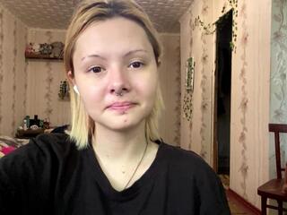 Rosaline Mynatt webcam model stream image