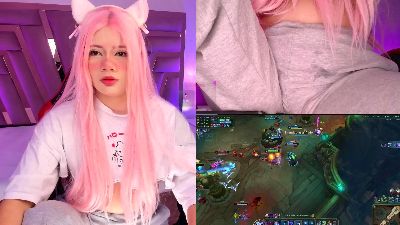 LilaPop_ webcam model stream image